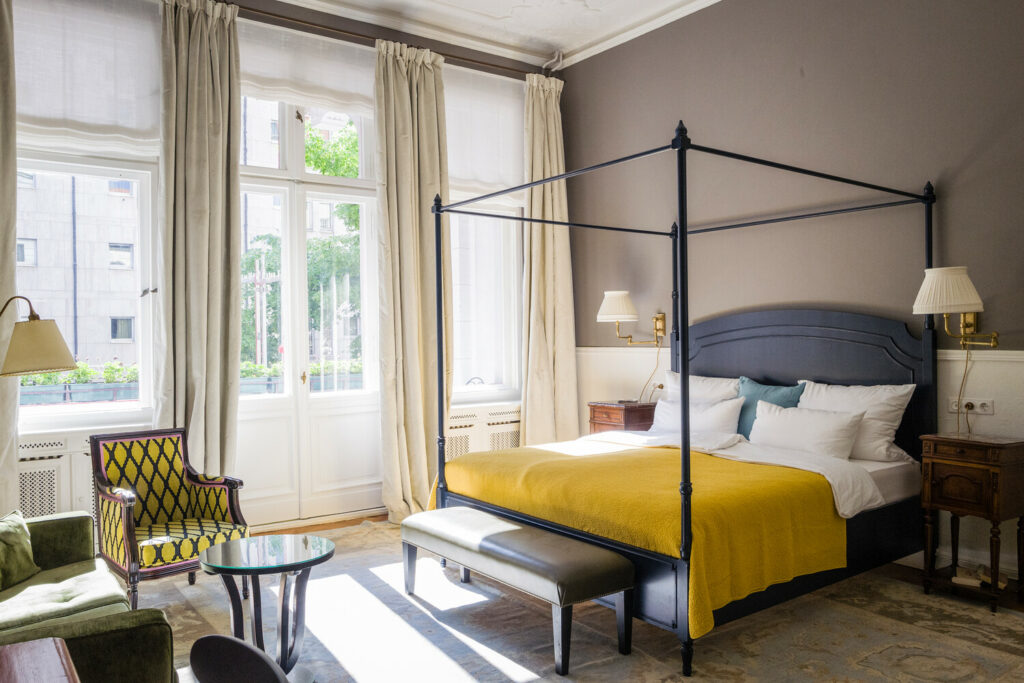 HENRI HOTEL BERLIN