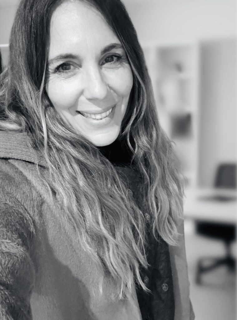 ANA MARTÍN-BUITRAGO