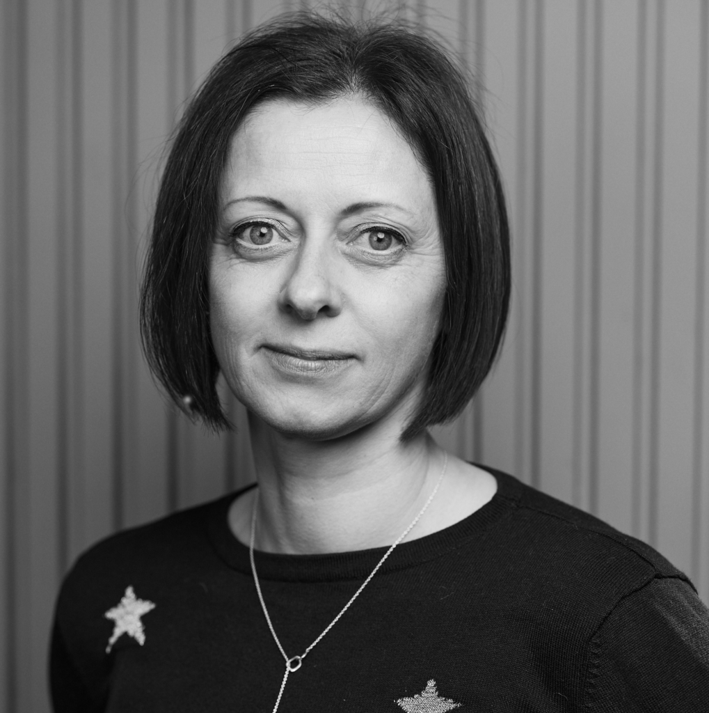 FIONA PEARCE