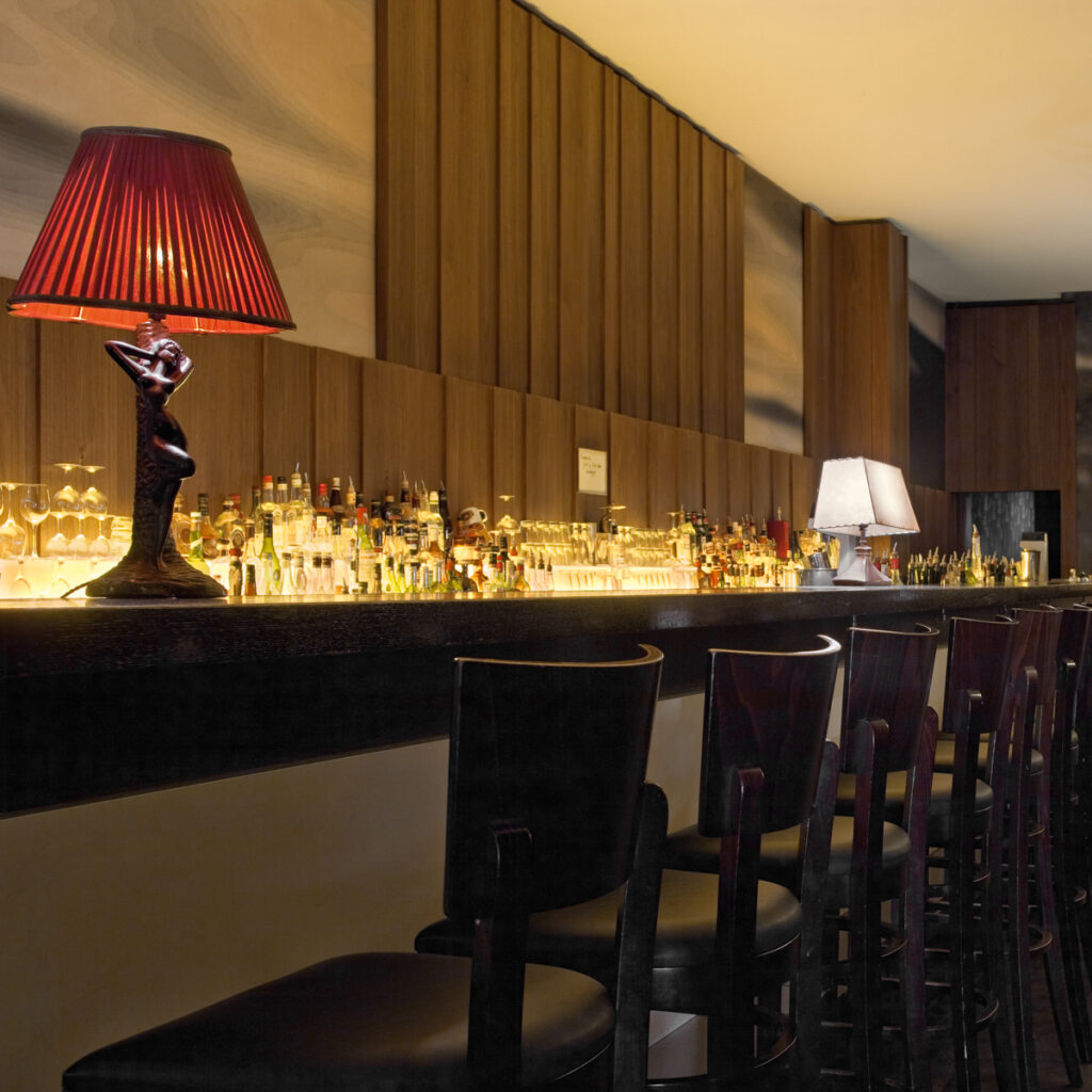 Victoria Bar